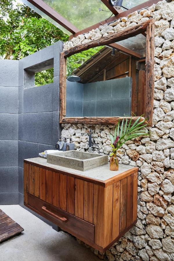 Kayu Mama Resort And Spa Uluwatu Exteriör bild
