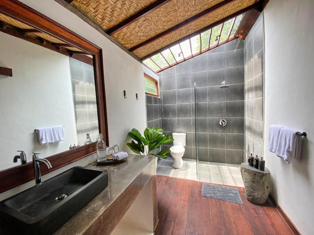 Kayu Mama Resort And Spa Uluwatu Exteriör bild