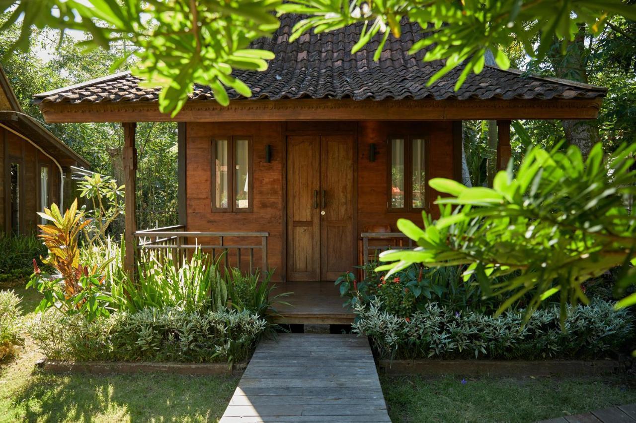 Kayu Mama Resort And Spa Uluwatu Exteriör bild