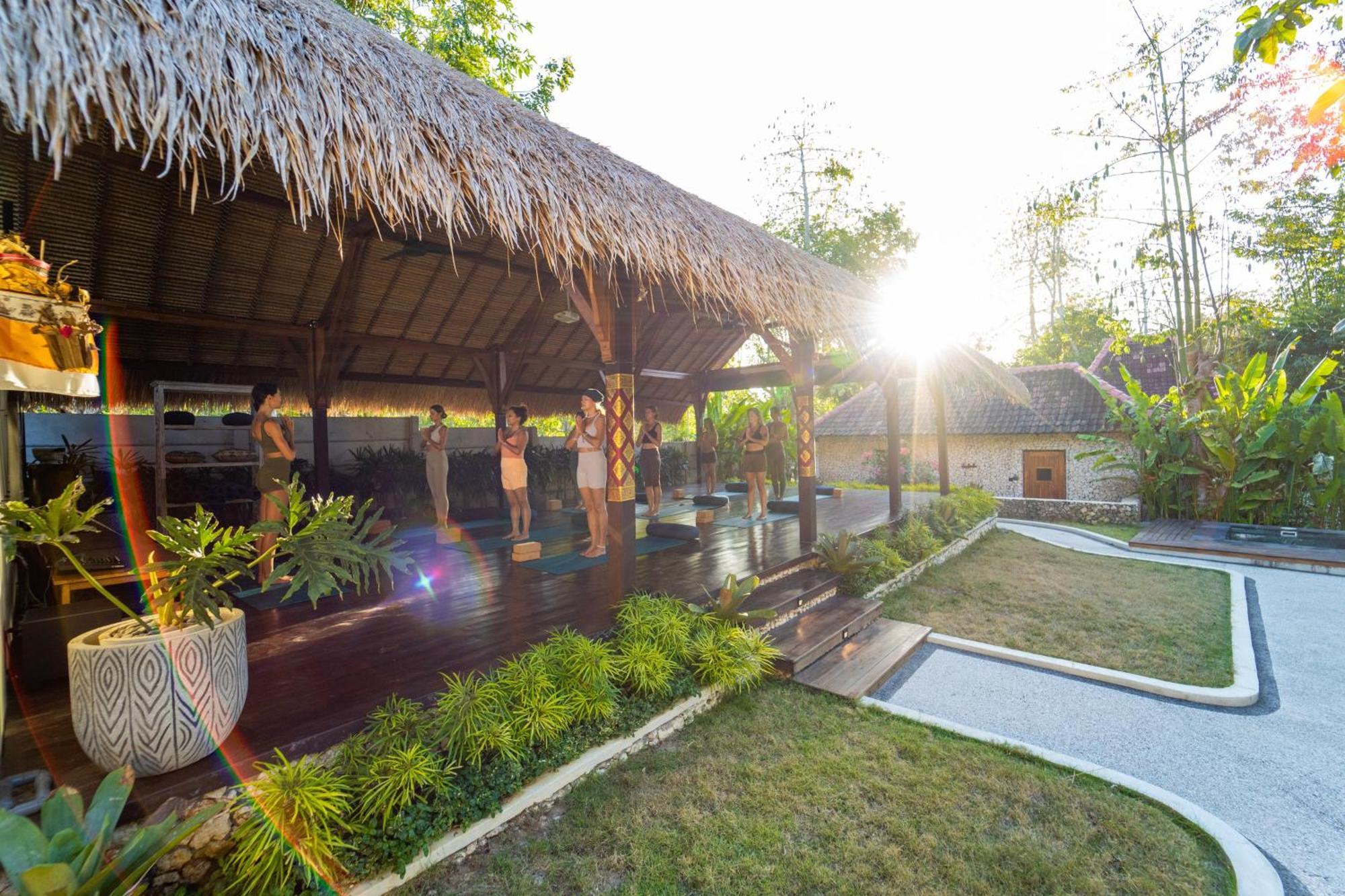 Kayu Mama Resort And Spa Uluwatu Exteriör bild